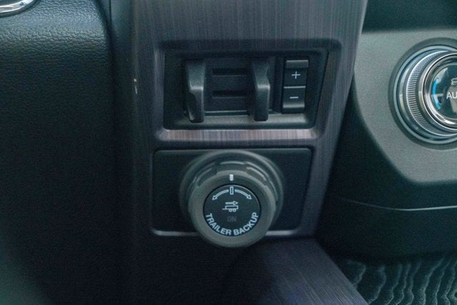 2021 Ford Super Duty F-350 SRW Limited