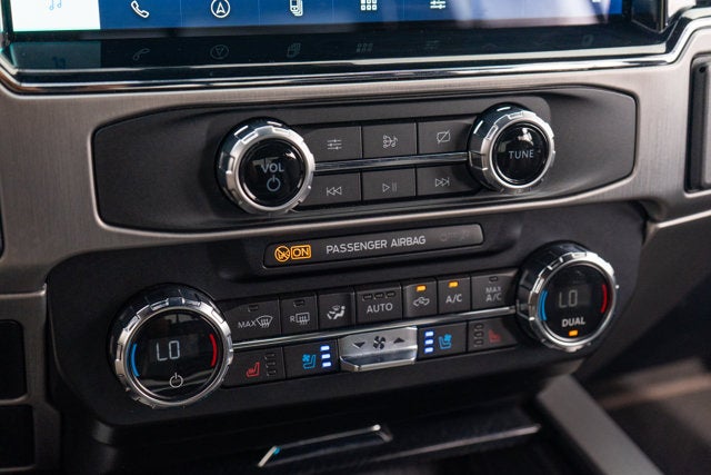 2022 Ford Super Duty F-350 SRW Platinum