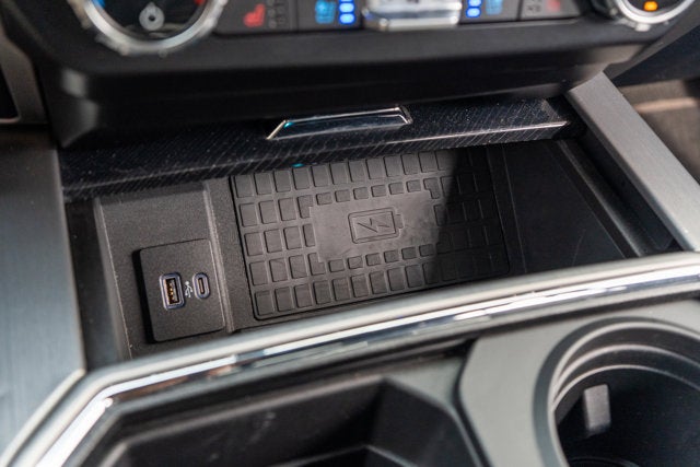 2022 Ford Super Duty F-350 SRW Platinum