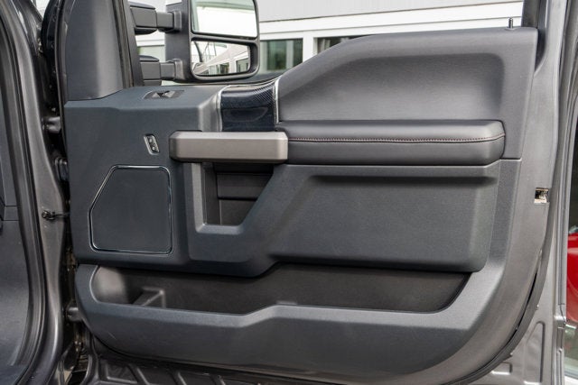 2022 Ford Super Duty F-350 SRW Platinum