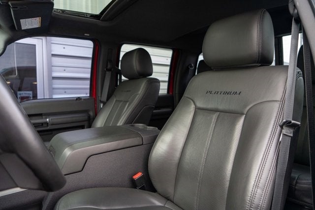 2014 Ford Super Duty F-350 SRW Lariat