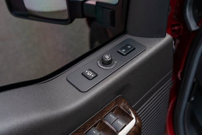 2014 Ford Super Duty F-350 SRW Lariat