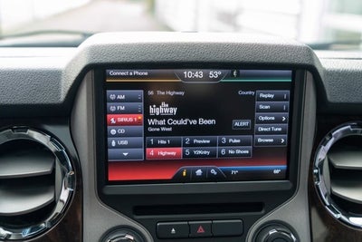 2014 Ford Super Duty F-350 SRW Lariat