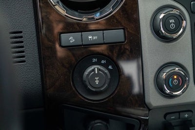 2014 Ford Super Duty F-350 SRW Lariat