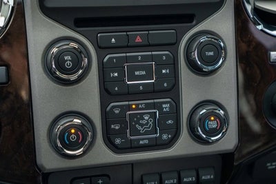 2014 Ford Super Duty F-350 SRW Lariat