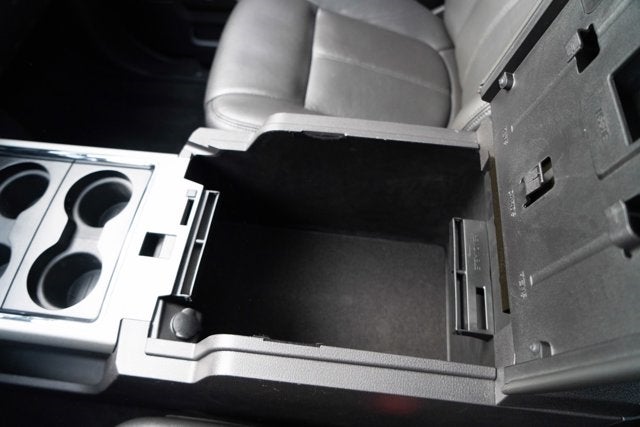 2014 Ford Super Duty F-350 SRW Lariat