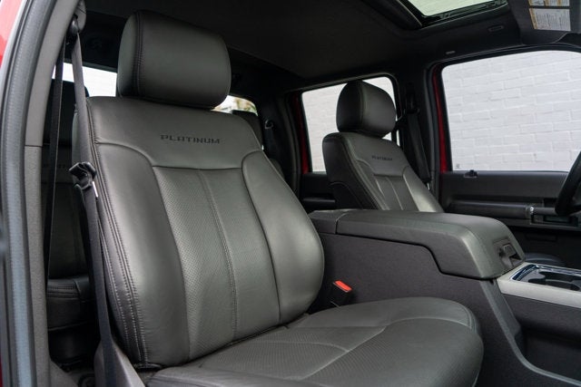 2014 Ford Super Duty F-350 SRW Lariat