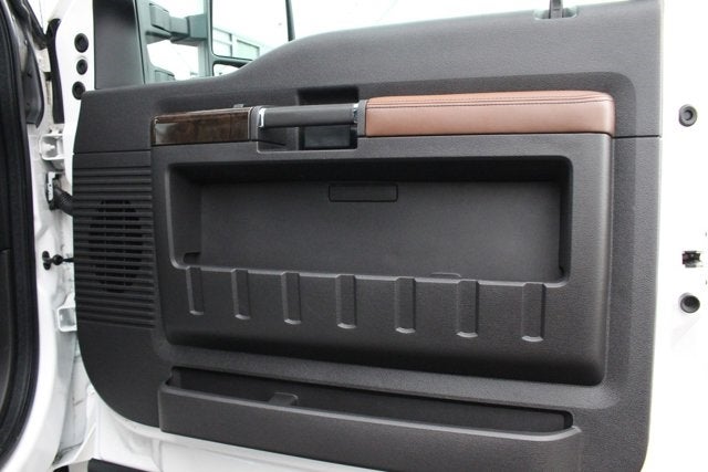 2015 Ford Super Duty F-450 DRW Platinum