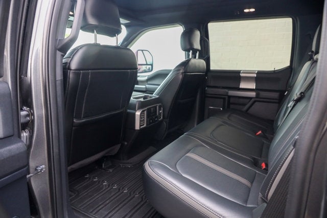 2017 Ford Super Duty F-450 DRW Platinum