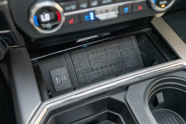 2022 Ford Super Duty F-450 DRW Platinum