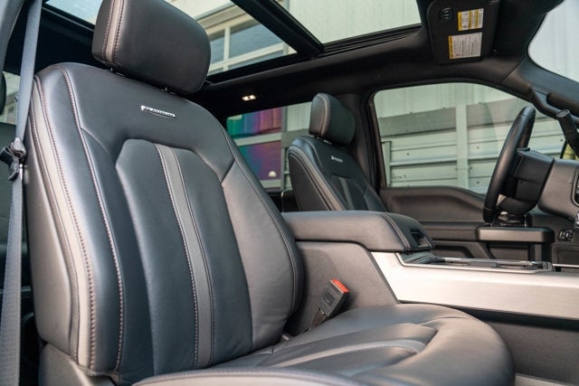 2022 Ford Super Duty F-450 DRW Platinum