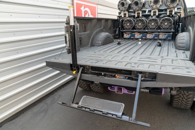 2022 Ford Super Duty F-450 DRW Platinum