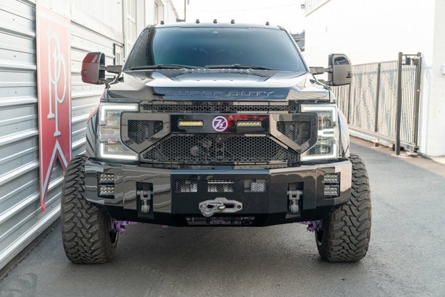 2022 Ford Super Duty F-450 DRW Platinum