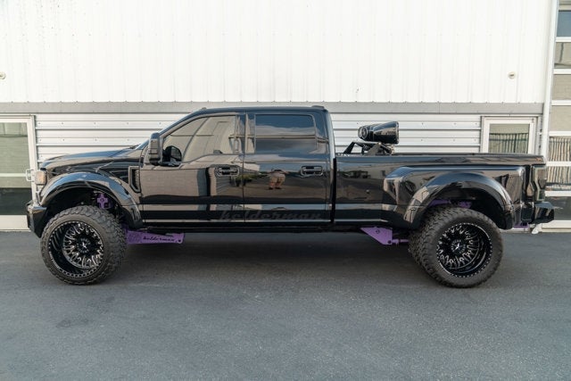 2022 Ford Super Duty F-450 DRW Platinum