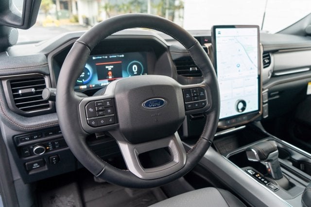 2022 Ford F-150 Lightning LARIAT