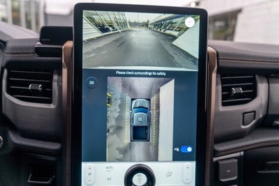 2022 Ford F-150 Lightning LARIAT