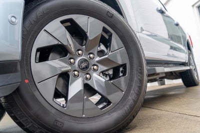 2022 Ford F-150 Lightning LARIAT