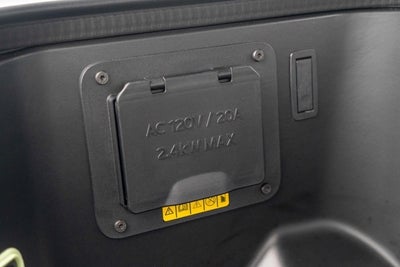 2022 Ford F-150 Lightning LARIAT