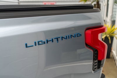 2022 Ford F-150 Lightning LARIAT