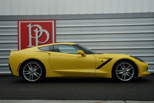 2016 Chevrolet Corvette Coupe w/Z51 & 1LT