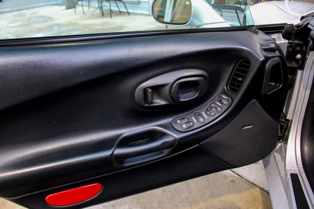 2002 Chevrolet Corvette 2dr Cpe