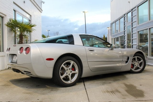 2002 Chevrolet Corvette 2dr Cpe