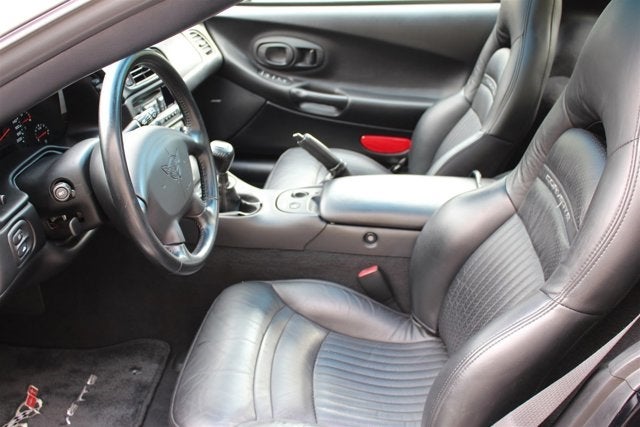 2003 Chevrolet Corvette 2dr Cpe