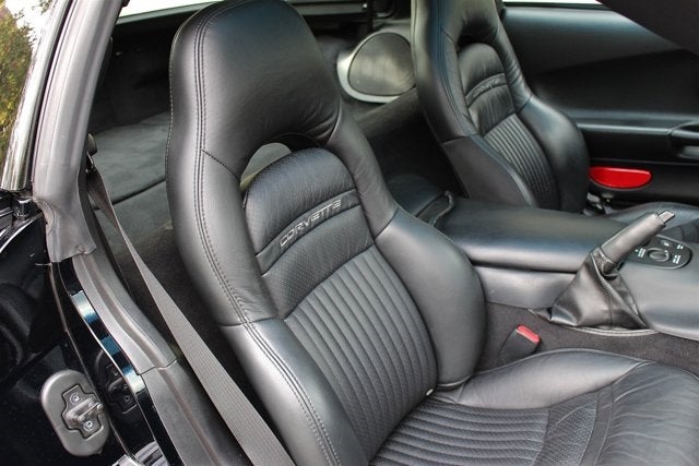 2003 Chevrolet Corvette 2dr Cpe