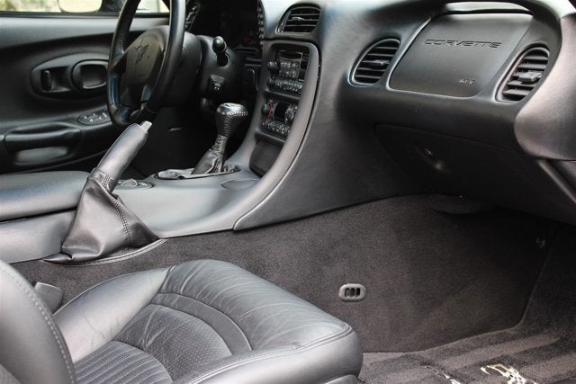 2003 Chevrolet Corvette 2dr Cpe