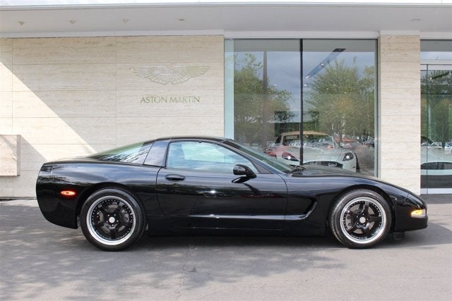 2003 Chevrolet Corvette 2dr Cpe