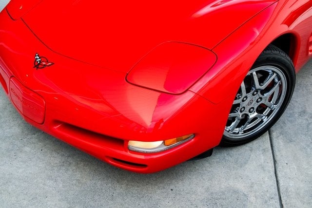 2000 Chevrolet Corvette 2dr Cpe