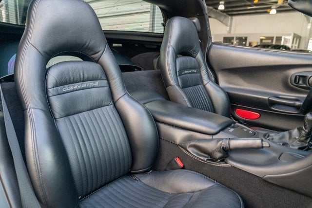 2003 Chevrolet Corvette 2dr Cpe