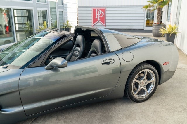 2003 Chevrolet Corvette 2dr Cpe