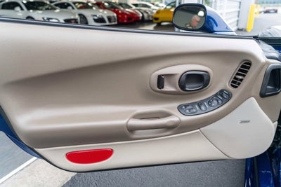 2004 Chevrolet Corvette 2dr Convertible