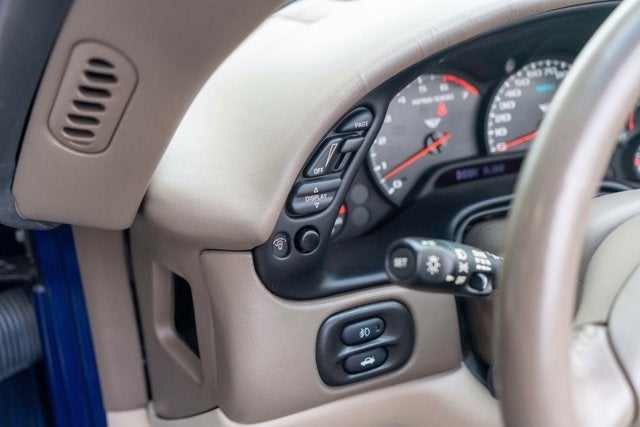 2004 Chevrolet Corvette 2dr Convertible