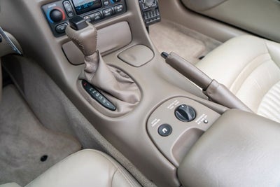 2004 Chevrolet Corvette 2dr Convertible