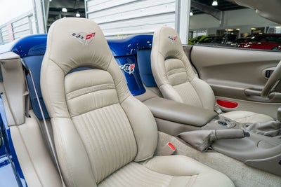 2004 Chevrolet Corvette 2dr Convertible