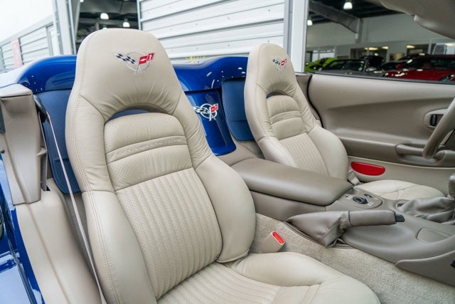 2004 Chevrolet Corvette 2dr Convertible