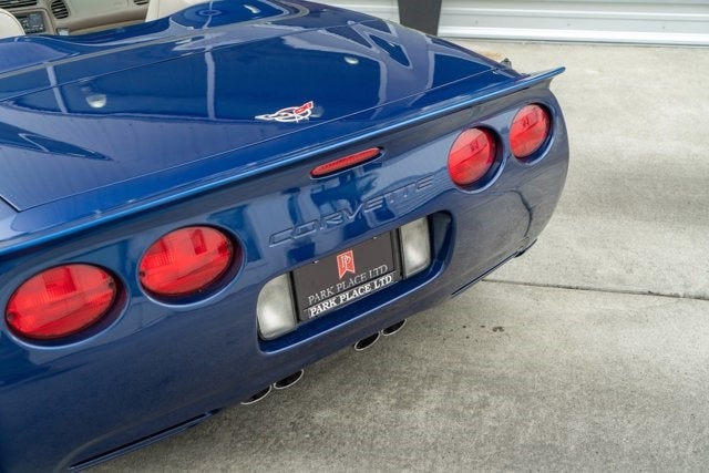 2004 Chevrolet Corvette 2dr Convertible