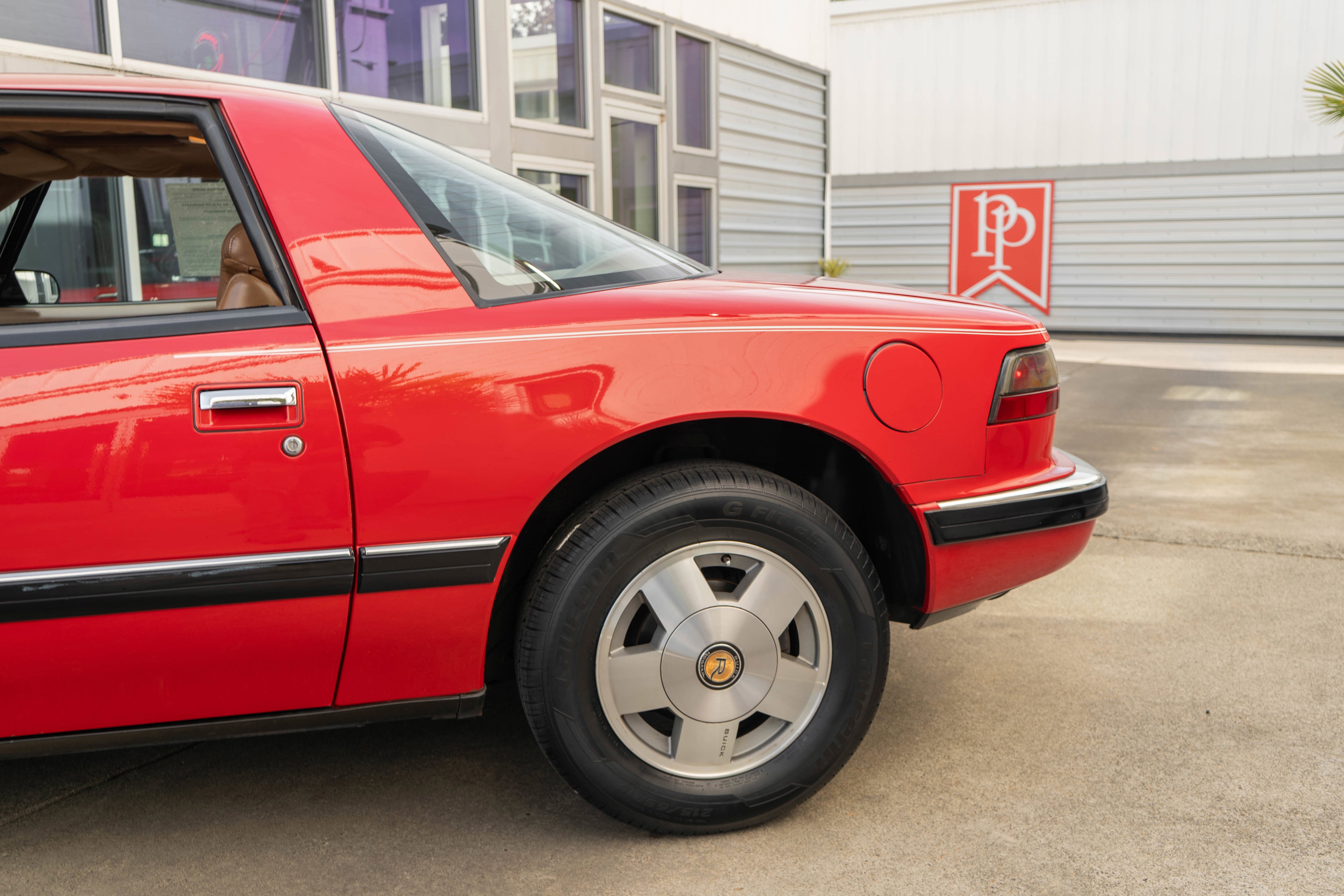1990 Buick Reatta 2dr Coupe