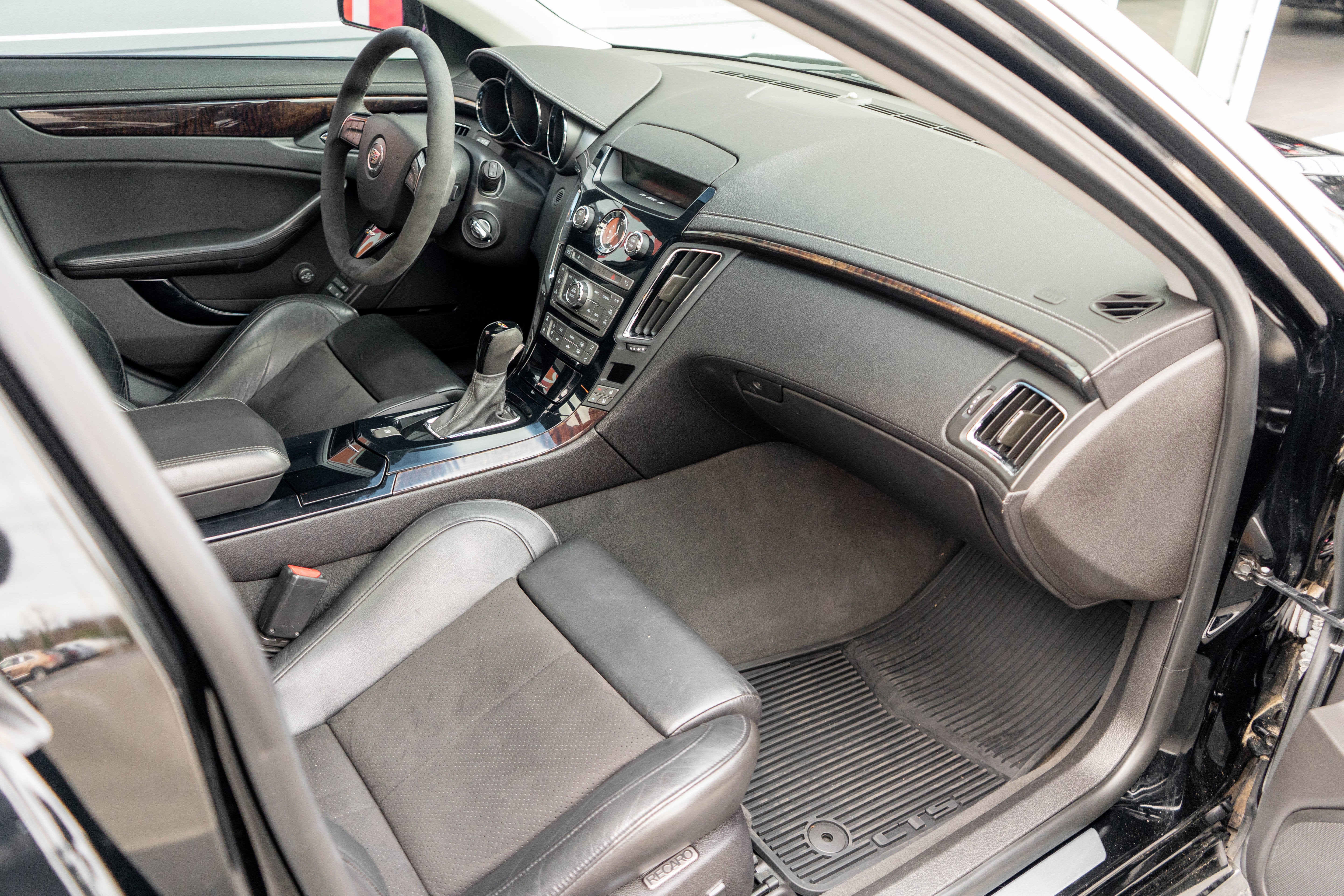 2011 Cadillac CTS-V Wagon 5dr Wgn 6.2L