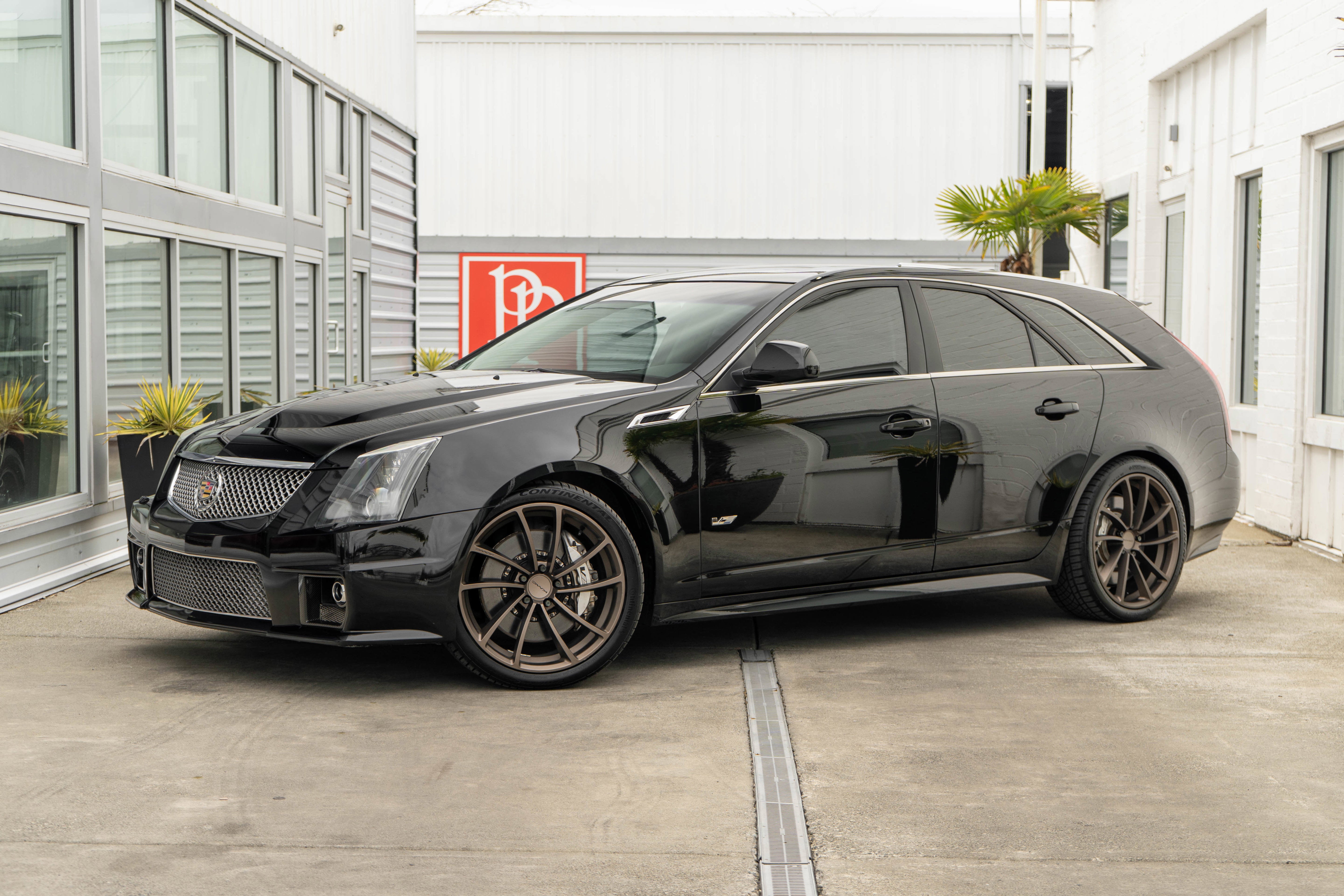 2011 Cadillac CTS-V Wagon 5dr Wgn 6.2L