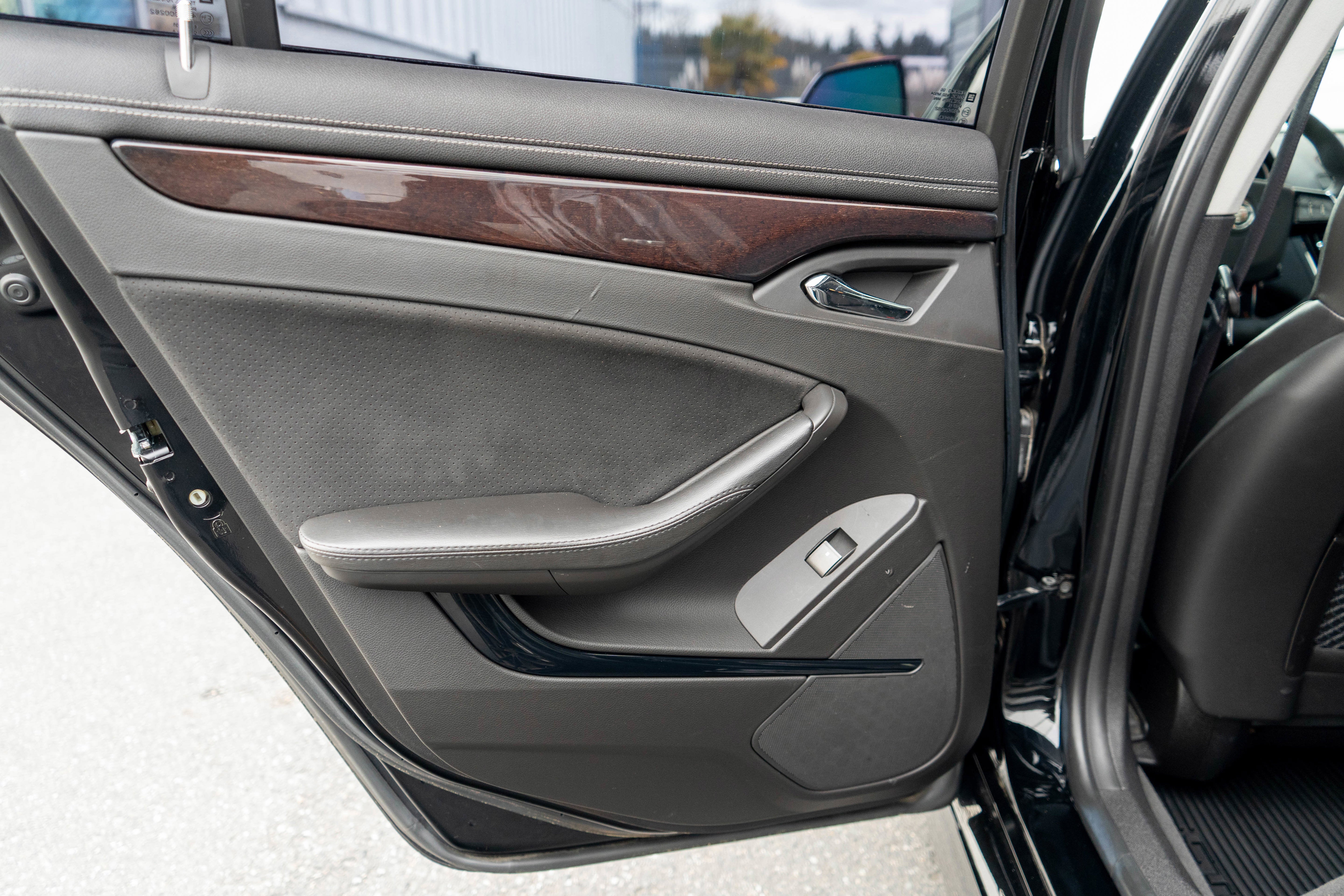 2011 Cadillac CTS-V Wagon 5dr Wgn 6.2L