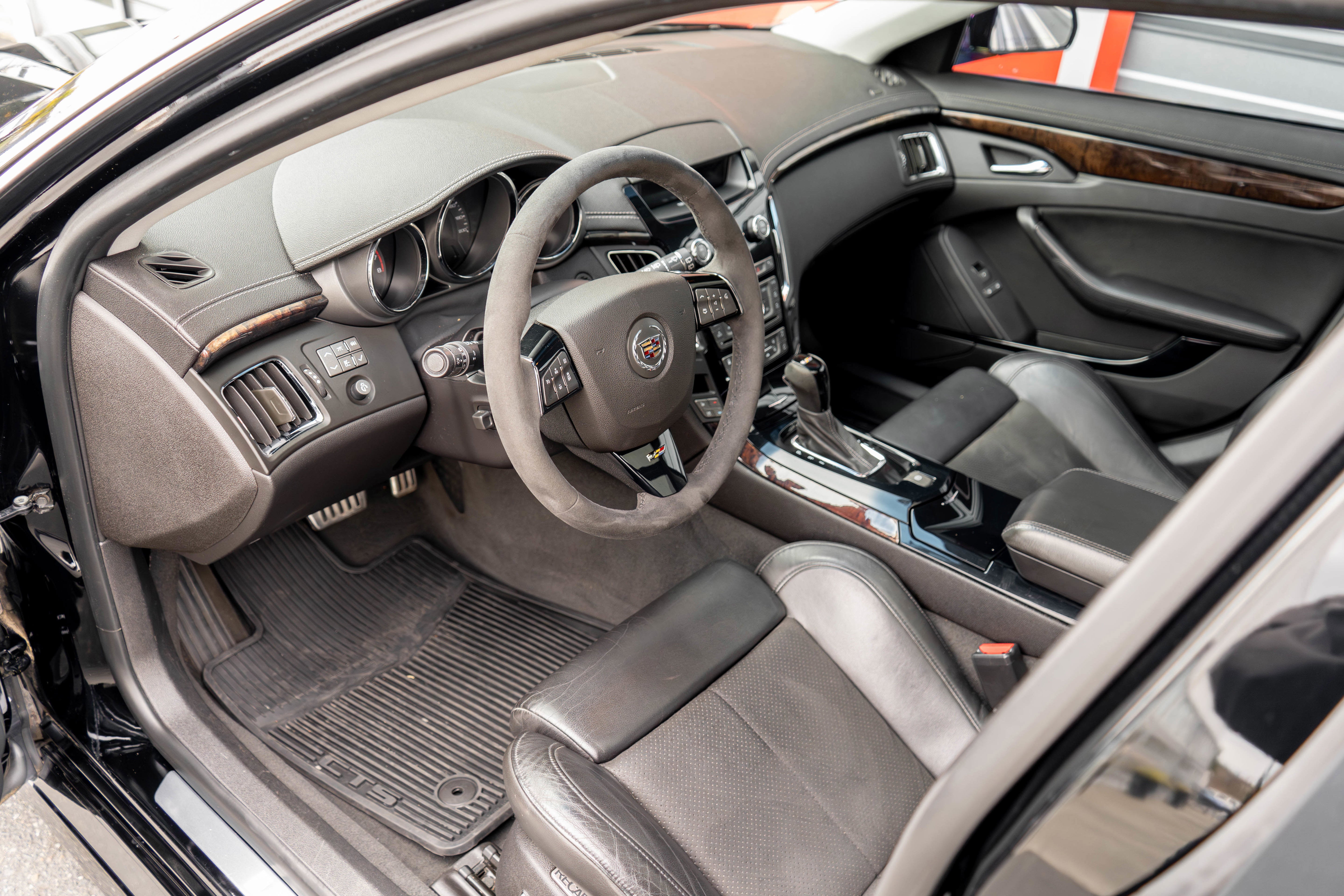2011 Cadillac CTS-V Wagon 5dr Wgn 6.2L