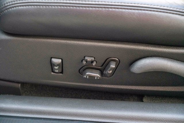 2004 Chevrolet SSR LS