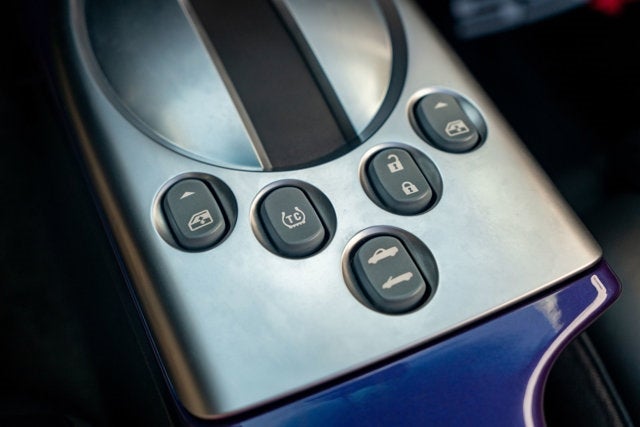 2004 Chevrolet SSR LS