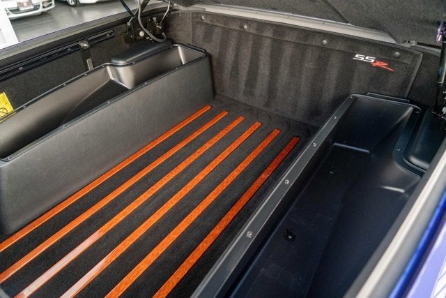 2004 Chevrolet SSR LS