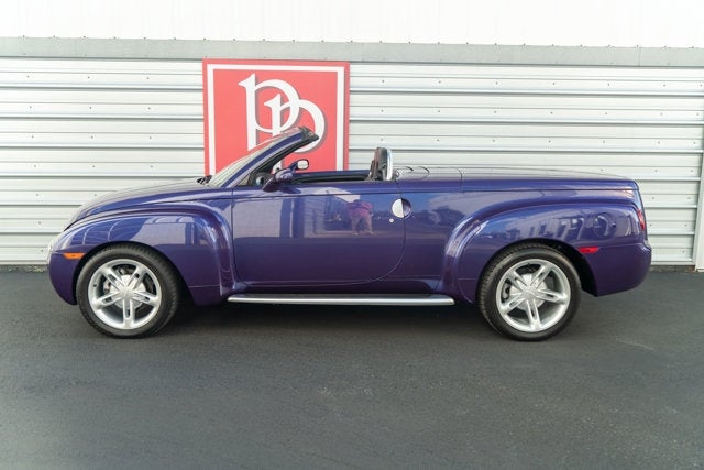 2004 Chevrolet SSR LS