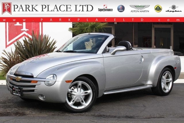 2004 Chevrolet SSR LS