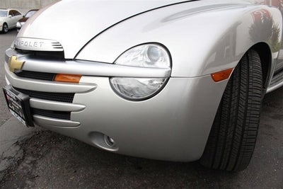 2004 Chevrolet SSR LS